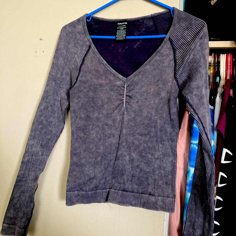 Titght workout top